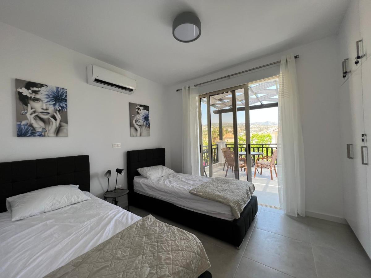 Villa Marina Sea-View Private Pool เปเยีย ภายนอก รูปภาพ