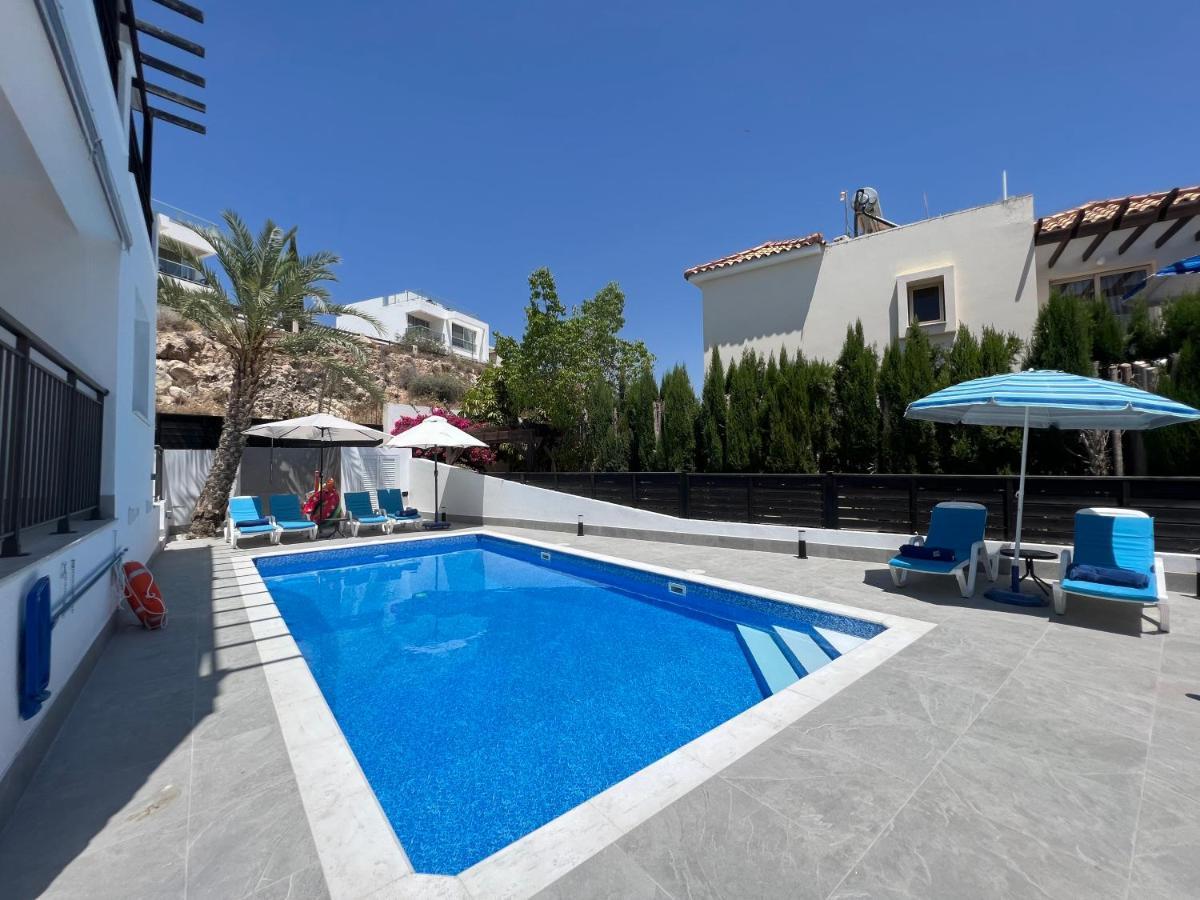 Villa Marina Sea-View Private Pool เปเยีย ภายนอก รูปภาพ