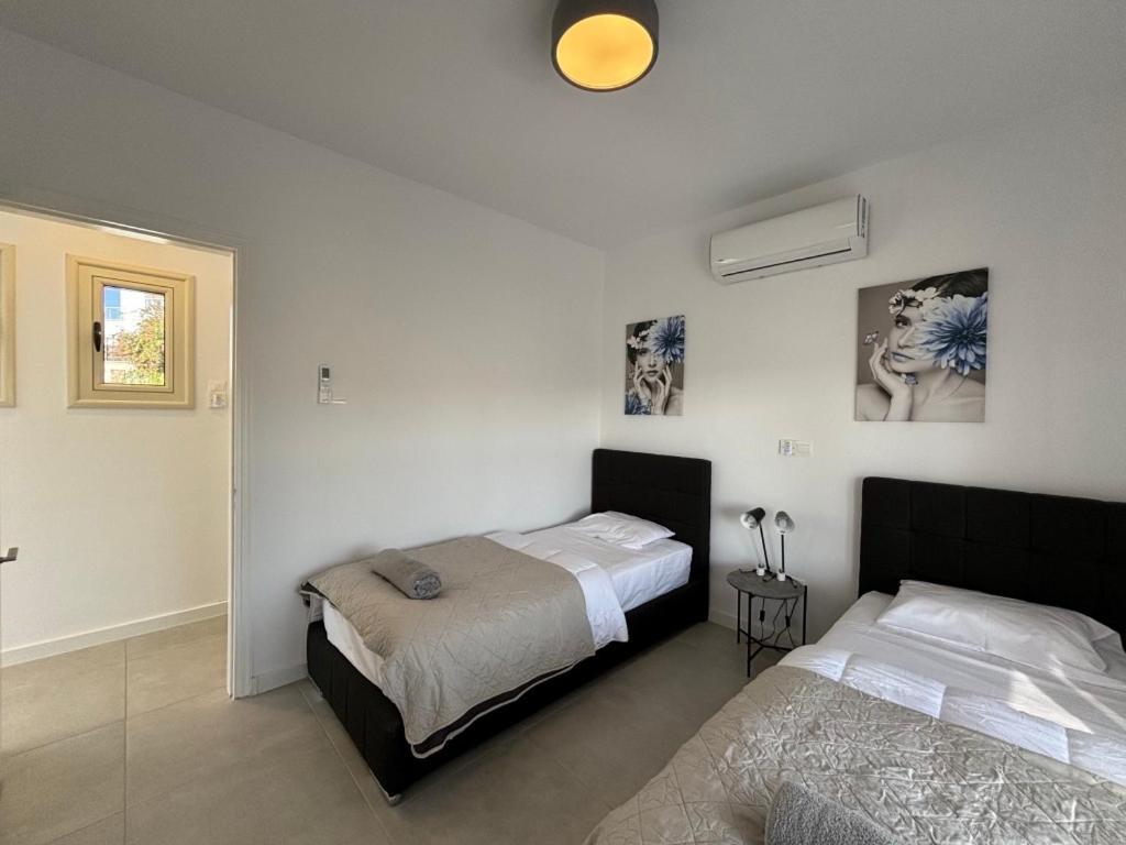 Villa Marina Sea-View Private Pool เปเยีย ภายนอก รูปภาพ